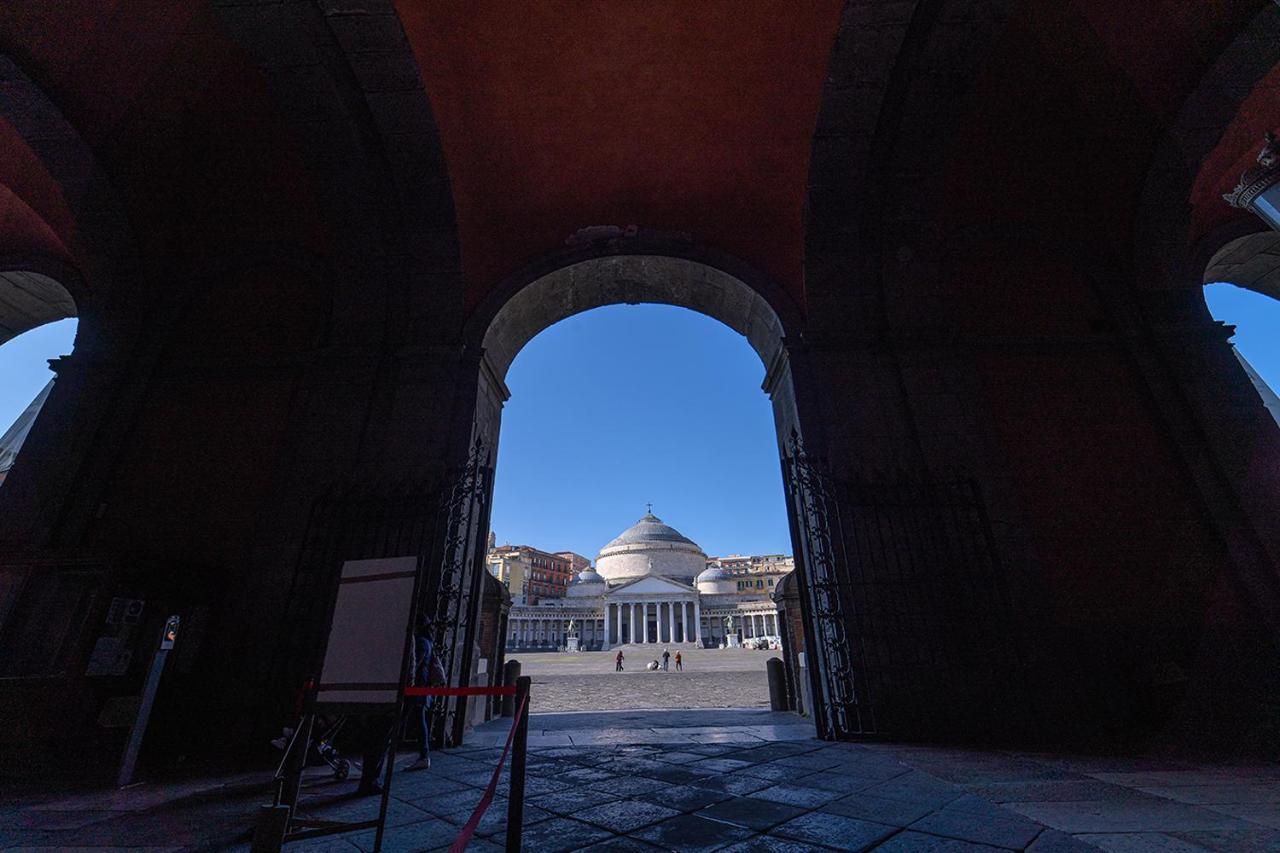 Le 4 Stagioni Napoli Centro Hotell Exteriör bild