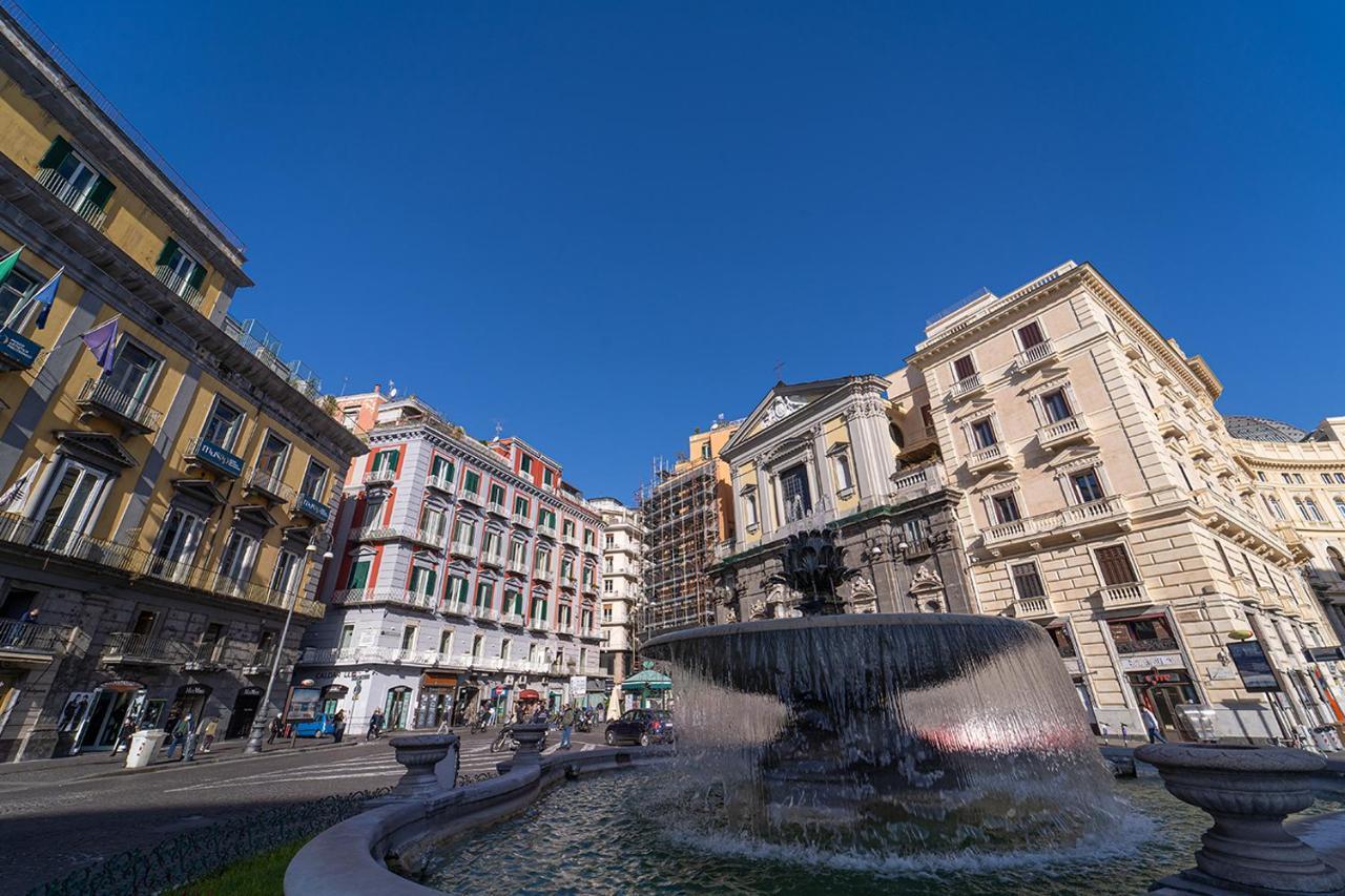 Le 4 Stagioni Napoli Centro Hotell Exteriör bild