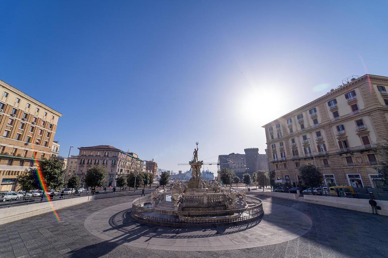 Le 4 Stagioni Napoli Centro Hotell Exteriör bild